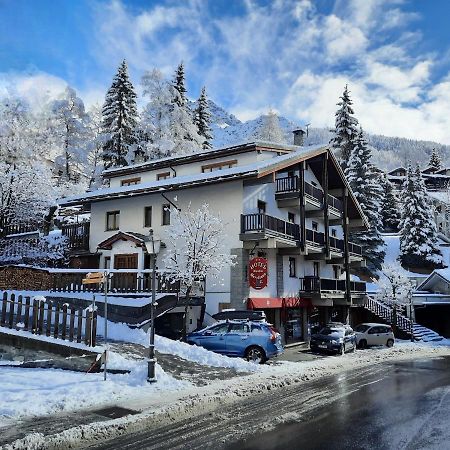Hotel Meuble Meridiana 발토우르넨체 외부 사진