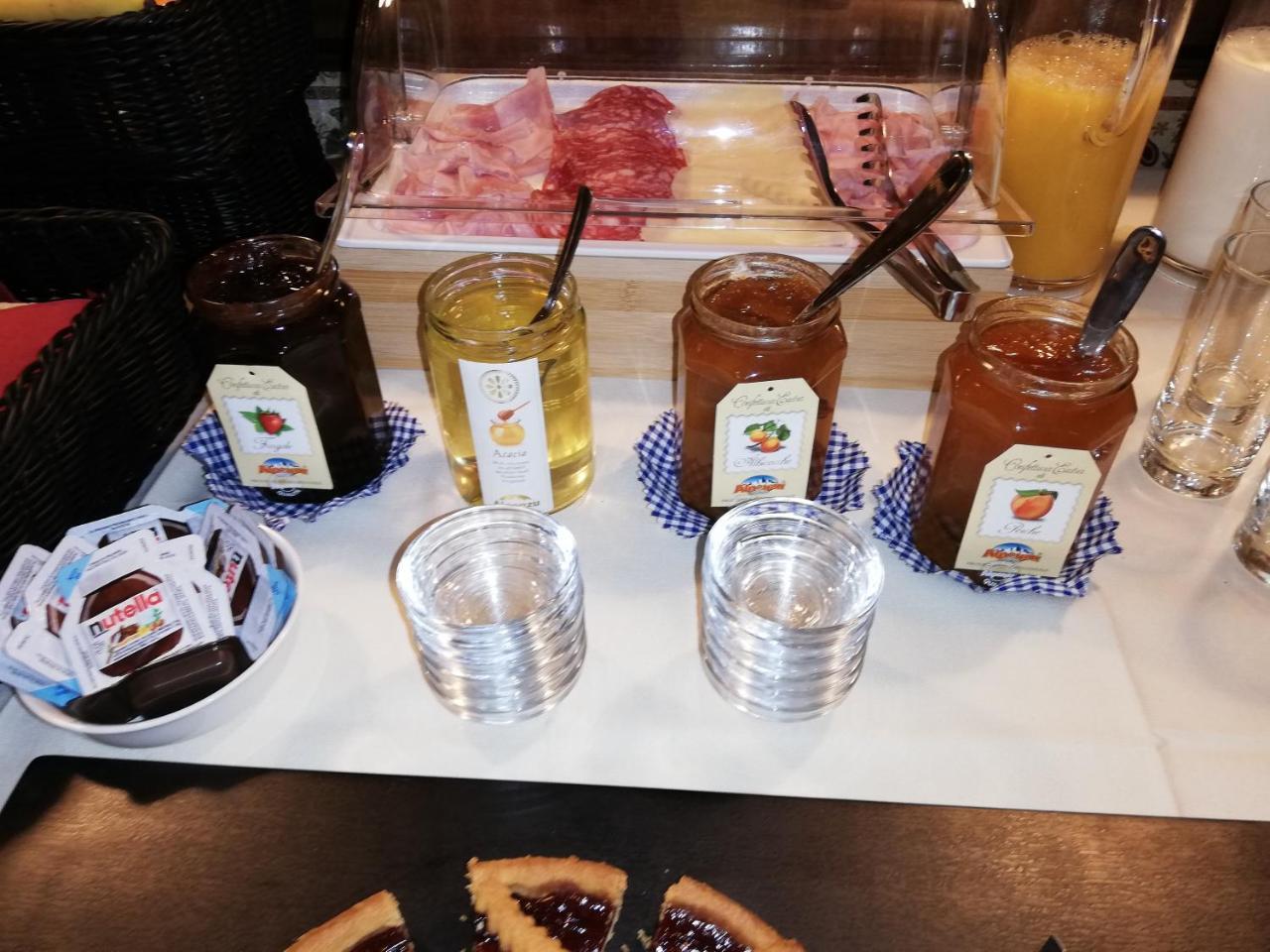 Hotel Meuble Meridiana 발토우르넨체 외부 사진