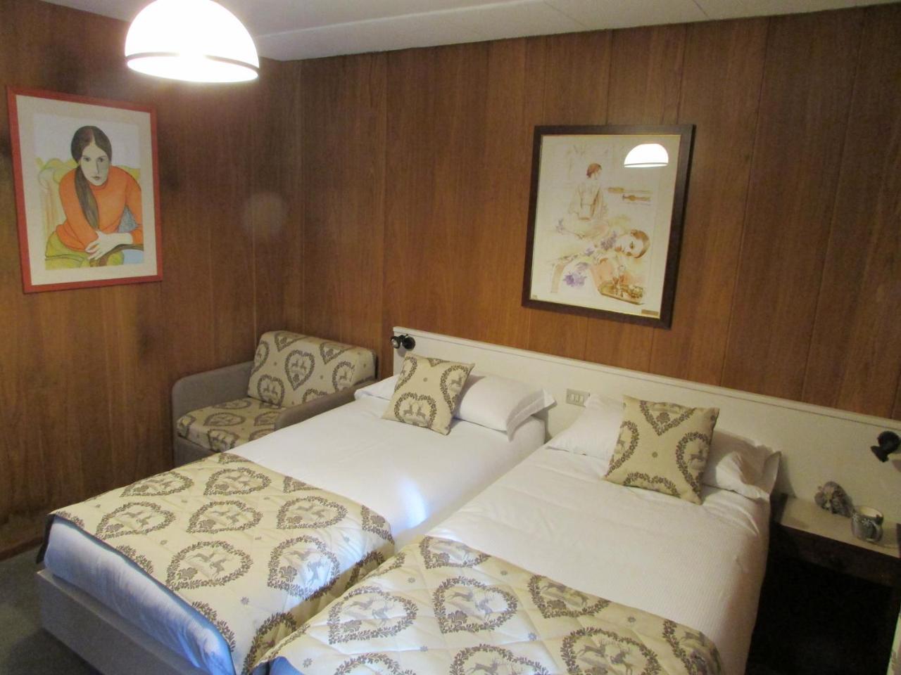 Hotel Meuble Meridiana 발토우르넨체 외부 사진